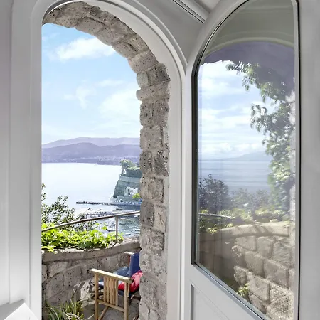 メゾン ラ ミネルベッタ ホテル